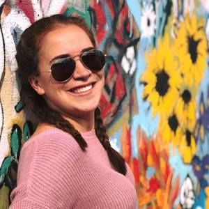 Meet your Posher, Katie